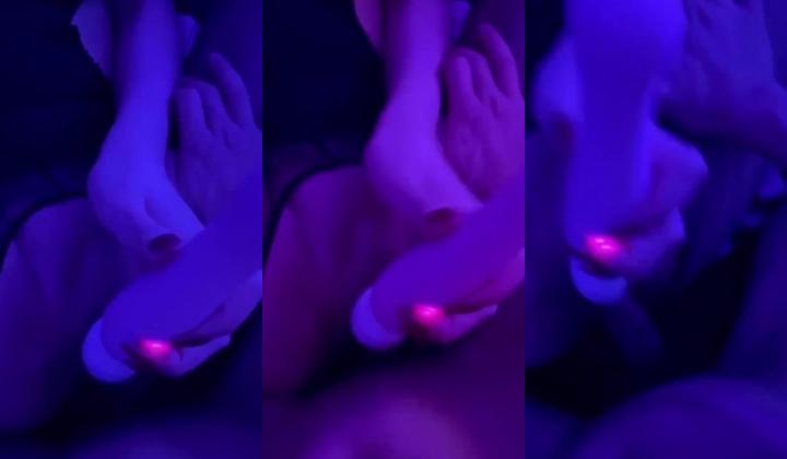 边打电话边被操！专约极品良家尤物大神【罪与罚】约炮众多反差婊，端庄女神被草到双眼泛白 越用力操她她越兴奋