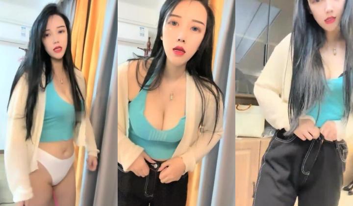178胸膜！~【傲胸新木优子】，KTV土豪淫乱，高端酒店会牛郎！夜生活真是丰富，之前还爱装逼不脱呢