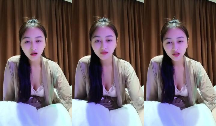 女人味！致命的女人味啊！她被深喉 吞精的样子 就是最欠操的样