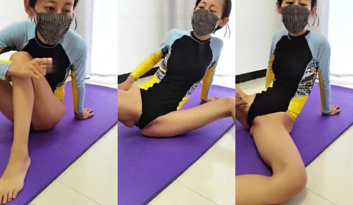 【伊甸园艺】风韵阿姨勾引教练强势操B，超敏感流白浆，‘大哥你千万不能跟老师 说啊’，无套干，阿姨各种姿势上位，真猛！