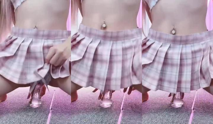 LPL前职业选手WE大舅子前妻【金提莫】女团成员正式下海 ️道具自慰身材无敌火力全开