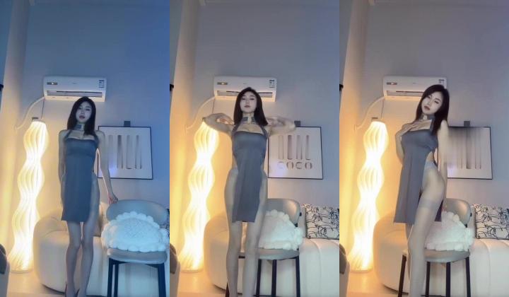 极品少妇【筱玉】颜值顶，身材赞，丝足佬大爱，掰逼展示，道具自慰高潮，飞机绝逼包射