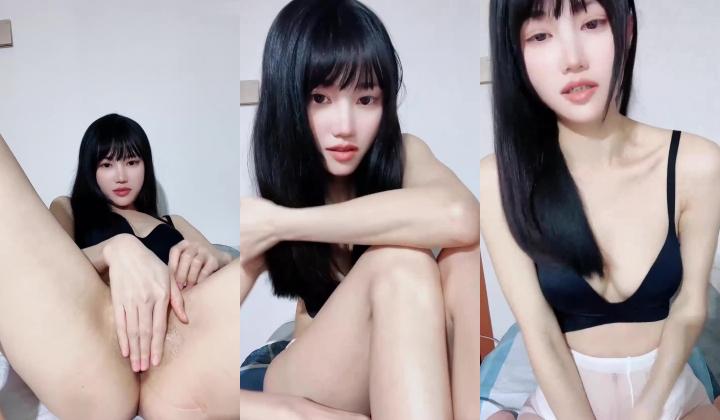 ️黑长直清秀学姐【少女学潮喷】跳蛋狂震 道具抽插潮喷