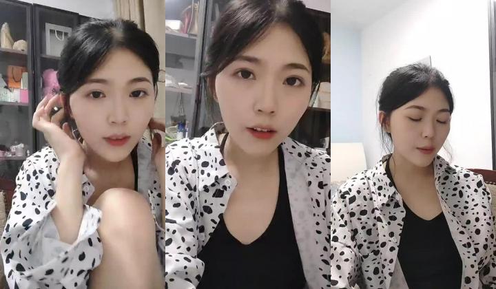 【七七爱吃饭】，湖南妹子，高颜值清纯9分，极品美乳，阴毛长，阴唇粉，让人心动的初恋女神