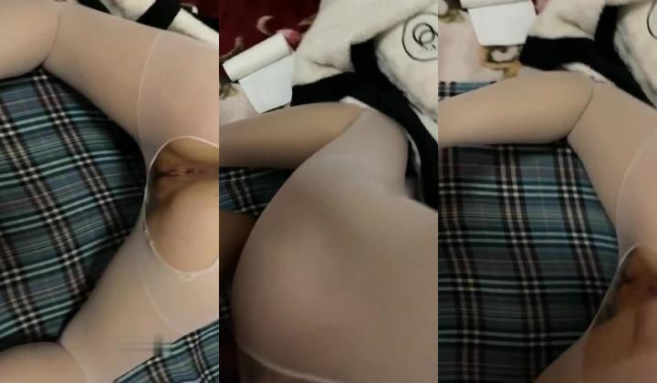 原创约啪大神福利整理集锦，后入淫荡口交，第三视角连续抽插打桩机完美露脸 大神 Vissstaaaas 调教