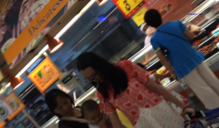 精品CD 大师系列 商场地铁贴身CD 居然还有妹子无内上街