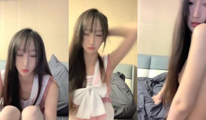 【0咕噜0】近期全网下海最极品青春漂亮的女神，偶像明星般的9分顶级颜值，大大的眼睛炯炯有神 高挑的身材