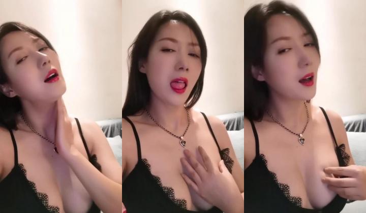 极品反差露脸女神！满分颜值29岁C罩杯温柔御姐【宝儿】天生的小三相，被老板包养性爱自拍