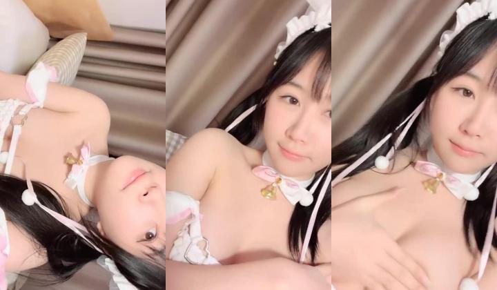【京鱼儿】19岁童颜巨乳情趣黑丝 跳蛋自慰 爆流白浆 喷水！