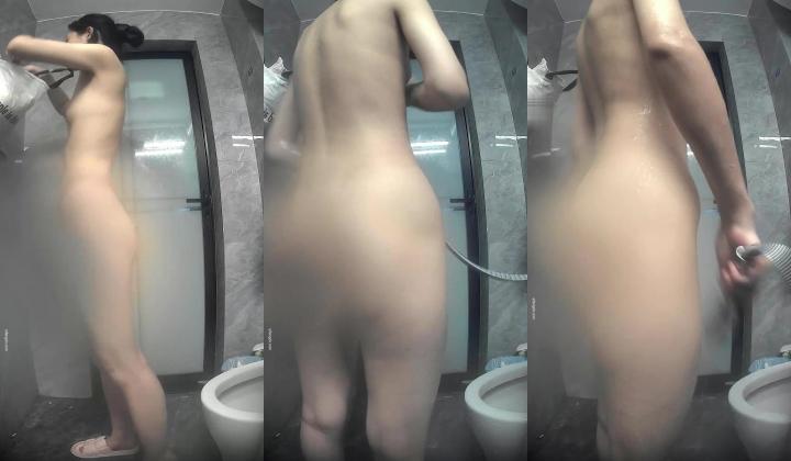 【合租房偷拍】安装摄像头偷拍表姐跟舍友洗澡