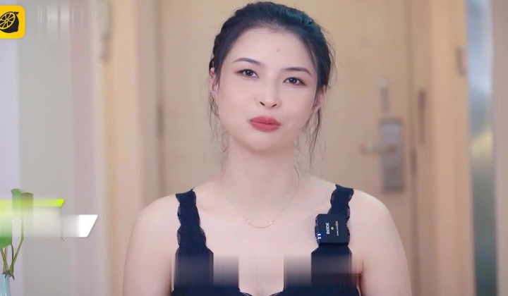 曾经红极一时的网红反差婊【王竹子】私拍视图，个人SM经验给字母圈新人答疑解惑SM教学福利等 温柔TickleBDSM挠痒痒玩法教学竹子被挠惨叫连连