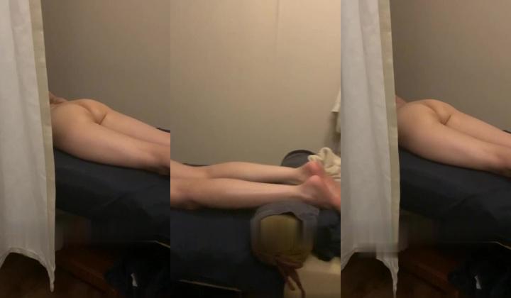 OF究极绿帽骚妻【性感的猫】福利私拍，线下约炮单男，参加换妻淫乱轰趴，各种母狗行动