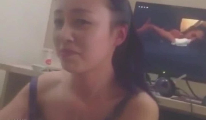 高端付费私密夫妻交换淫妻俱乐部内部分享视图作品 绿帽母狗调教啪啪大尺度无底线以淫为乐