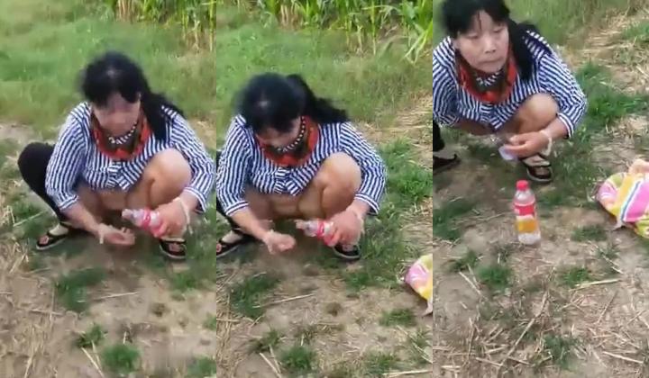 大爷阿姨操逼真不计较 大白天在玉米地三轮车上就干上了 操完用水洗洗逼在操