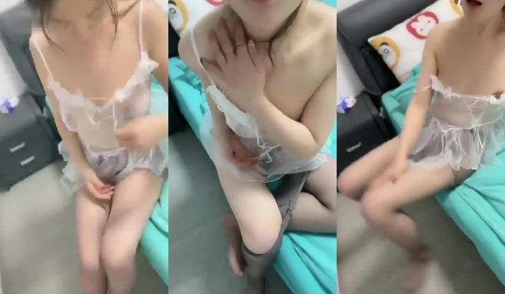 【熟女福利】快手丝袜熟女团队，【花嫂】福利视频30V 超级骚，特别骚气的少妇