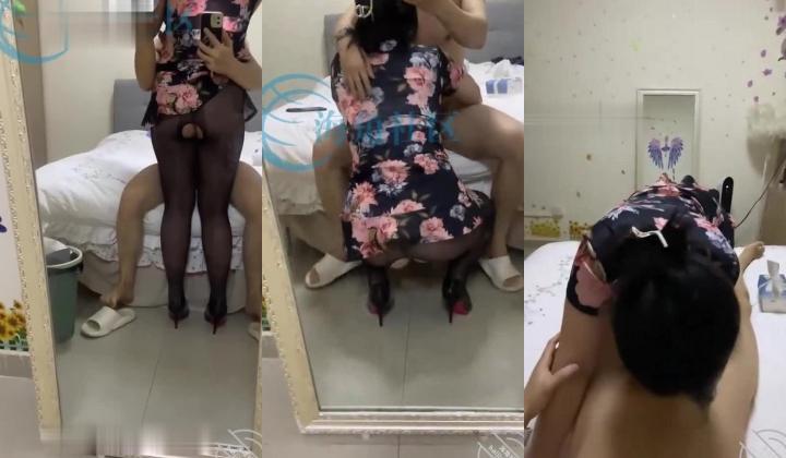 海角社区泡良大神野兽绅士 ️人妻的黑丝旗袍诱惑，没想到大奶少妇还是位喜欢偷情的痴女