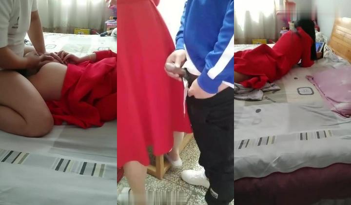 真实刺激嫂子剧情演绎强行扒下嫂子的内裤舔她骚逼听她呻吟，鸡巴塞她嘴里口交，拉到床边后入风骚的大屁股