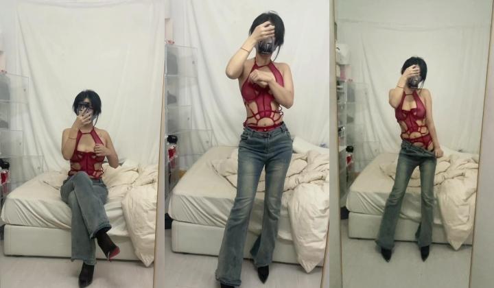 【你的kk KKLOVE】国产自慰黑丝潮吹白浆特写炮机喷水骑乘假阳具肥臀