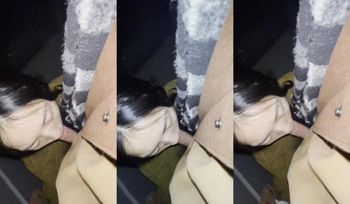 同济大学嘉定校区高知反差美女露脸性爱，在楼道直接后入丝袜狗链上位猛坐