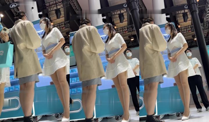 【上海车展 ️抄底】曼妙高挑身材前台车模主持人 匀称性感白皙美腿 现代前台裸感小内内 小鹏前台身材又好颜值又高