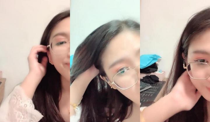《稀缺资源重磅》猎奇圈内部分享热门视频极品大奶子哺乳期的奶妈疯狂露出自摸挑逗赚奶粉钱