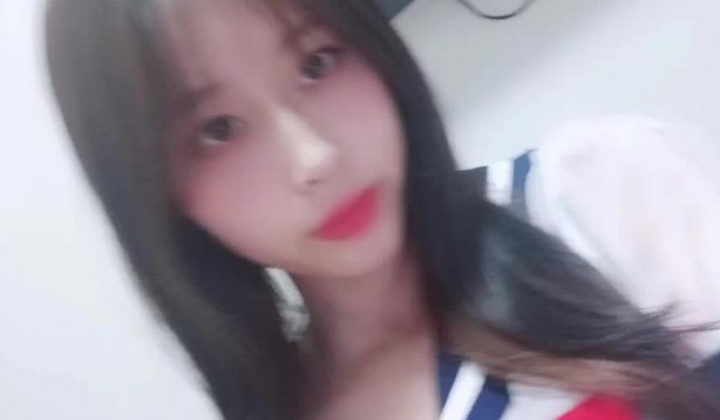 露脸才是王道 青春无敌顶级身材网红脸极品粉屄美女【月夜兔】私拍