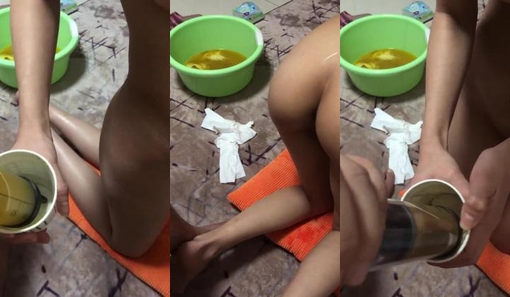 《字母圈顶级大神 ️极限调教阴环骚母狗》震撼全网露脸反差婊体验各种虐阴虐肛，玩法花样多，吃屎喝尿啪啪生殖器各种操作