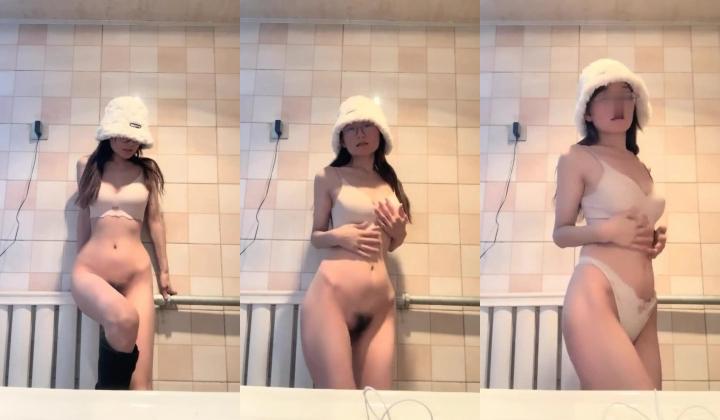 核弹！极品反差婊~20小时~【是个骚母狗】10个眼镜9个骚~！一脸贱样，不知道谁调教的