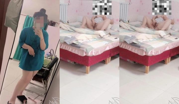 亲大哥的骚逼老婆4给嫂子送菜却听到嫂子自慰的呻吟好想操嫂子原创