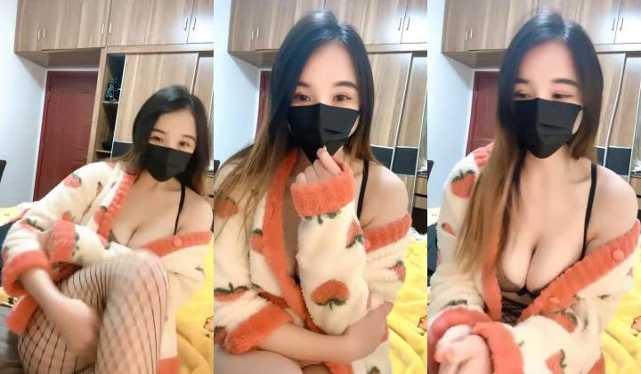 新人！G奶美人~巨乳肥臀~【女朋友】揉穴自慰~超级过瘾 陶醉其中表情，撩人，太美了！