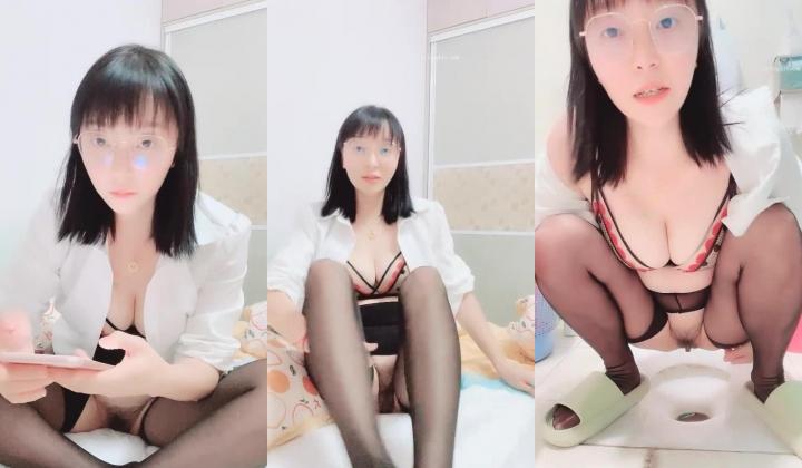 重庆市，九龙坡区，老师，晒过《教师资格证》【确实有点骚】疫情在家，阳台啪啪，做家务吃饭，淫乱一整天！