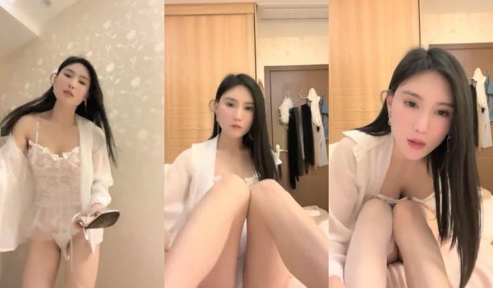 大奶翘臀，【苒同学】，御姐风女神，夹子音密码房~扮演秘书和老师，冲着这张脸也值得一撸