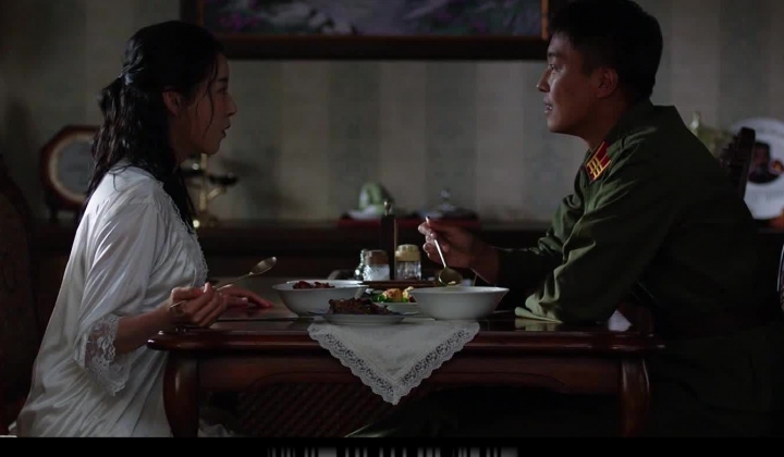 这个贵族夫人风情气质太撩人了忍不住冲动啊《为人民服务2022.高清修复版中文字幕》诱人尤物性奋