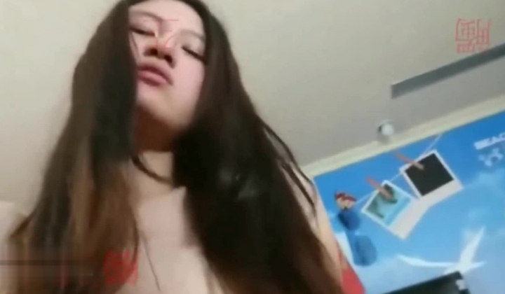 露脸才是王道！美女高材生【静宜】与校内男友日常啪啪自拍~妹子口活女上位呻吟声听的让人受不了反差好大