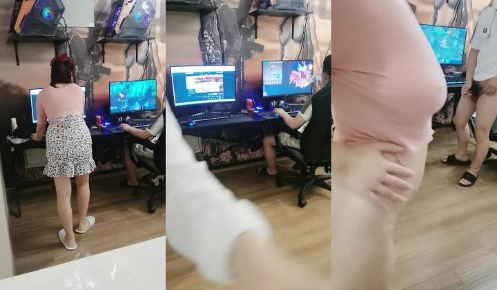 极品豪乳骚浪贱主播【泡泡老师】网吧勾搭屌丝看片公然包房做爱 性瘾强连操好几炮淫语不断