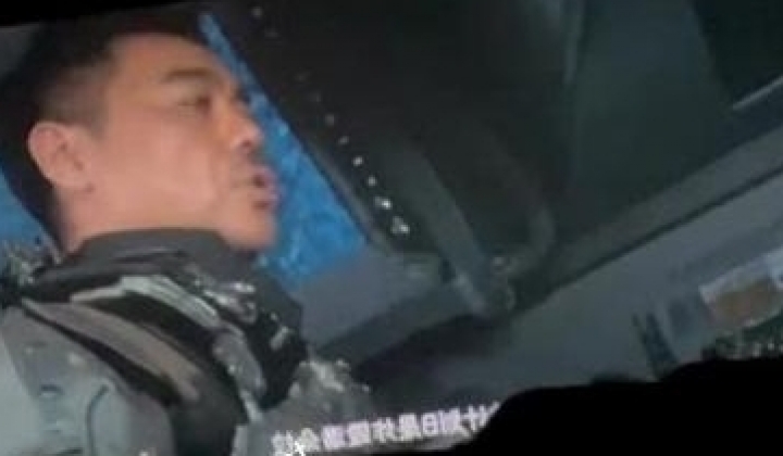 顶级绿帽淫妻大神【vincentxxbb】淫乱群P小娇妻，直击顶级淫乱现场！超淫乱对白，相当震撼