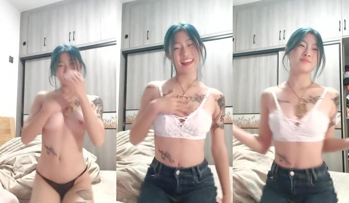 爆乳校花 首次被干【憨宝宝】男友搞完 又约大哥搞 自慰啪啪 逼毛浓厚好性感 爽的很