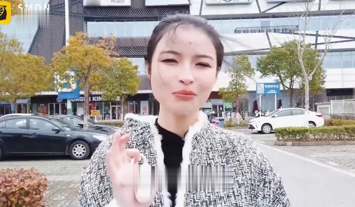 曾经红极一时的网红反差婊【王竹子】私拍视图，个人SM经验给字母圈新人答疑解惑SM教学福利等 竹子美女带着跳弹逛超市高潮一波接一波西檬之家防走丢