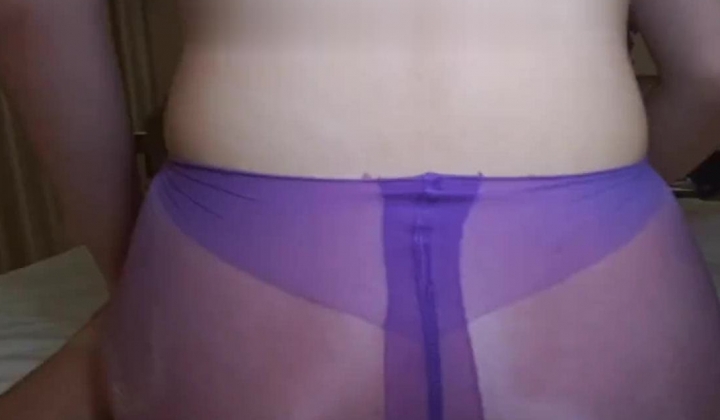 推特极品反差女老师【最美宝儿】绿帽癖，身材无敌凹凸有致，喜欢邀单男3P各种淫乱