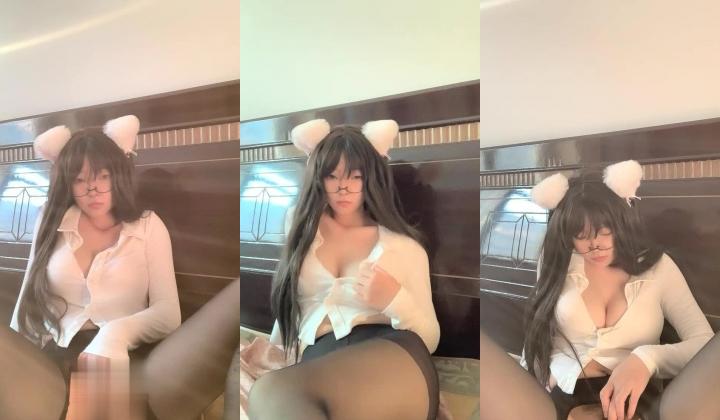 【女高童颜巨乳】应求更新 大奶校花 跳蛋 滴蜡 密码房! 挑战感官刺激