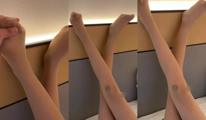 推特28万粉丝国产原创丝袜足交博主「酥小强」付费私拍 线下专约素人模特足交抚摸调情
