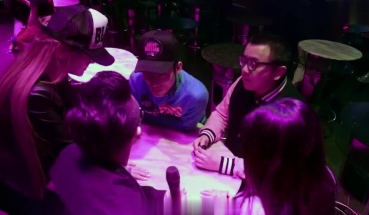 大妞范创始人【北娃大王】推特福利视图跑车游艇夜店全国200 高端线下淫乱趴