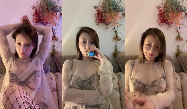 极品短发美女与情人约炮大合集！【美少妇】，小嫂子前凸后翘，风情万种，与情人私会搞破鞋