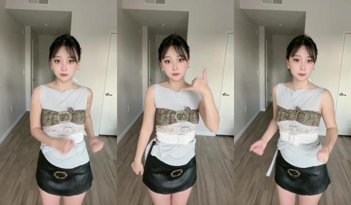 国产清纯美足M小母狗「BlackCatluna」OF露脸私拍 反差婊欲求不满自慰足交性爱多人啪啪