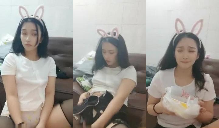 极品高颜冷艳御姐，反差小妈感女主播「金刚护撸娃」「小奶猫」密码房激情淫语撩骚，和姐妹下海大秀，互舔互口
