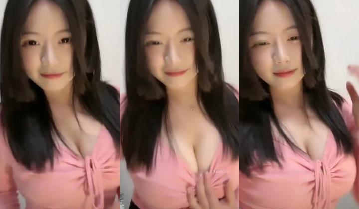 【抖音泄密】48W粉巨乳女神，【美艳后妈_冷艳小姨】，闪现6V+会议室