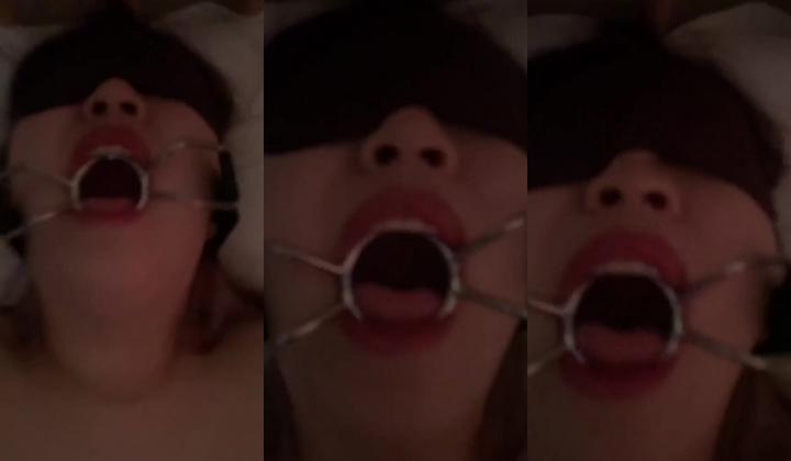 超精品泄密 高颜值学妹吕萌被男友开发调教 为爱踮脚终为性奴 三位小情侣玩的真花 口爆颜射小美女尽显淫态