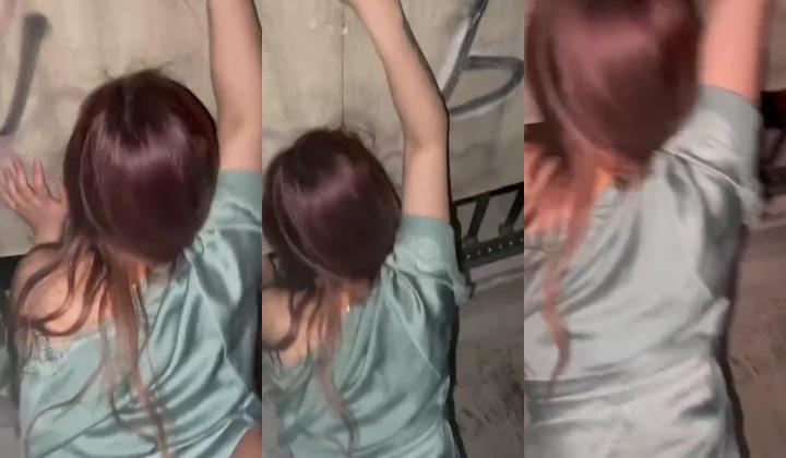 高颜值情侣泄密需要强壮凶狠的男友，粗口加高频抽插爽到胡言乱语，时而天台寻刺激！