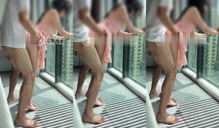 广州绿帽夫妻，【及时行乐】线下淫乱付费福利，阳台前啪啪，前后夹击极品少妇！
