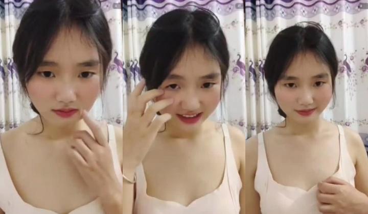 PUA套路【一对一】云南大二学生妹，精彩对白，忽悠给看个奶